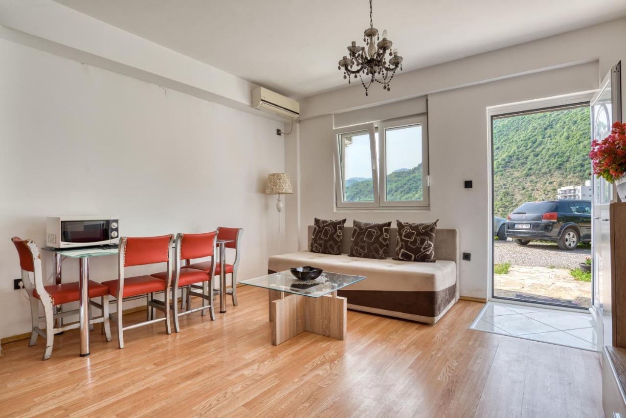 Apartmani Cukic Rafailovici Budva Exterior photo